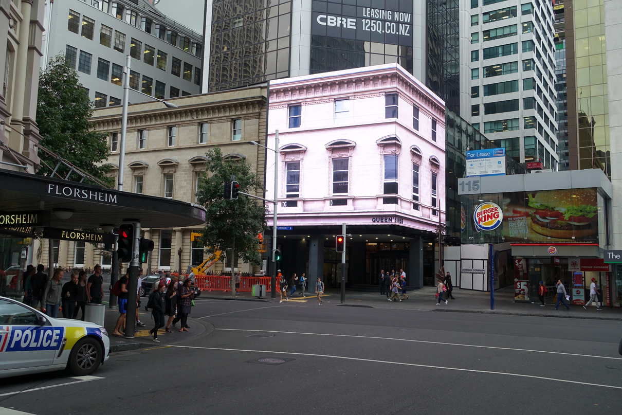 Queens Rise New Zealand Building Facade LED Screen Outdoor Billboard Advertising