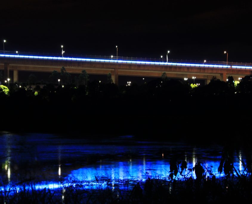 sir-leo-gateway-bridge-ula-5 Sir Leo Gateway Bridge Custom LED Facade Architectural Lighting