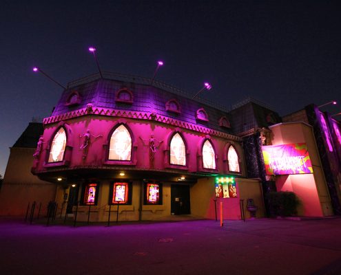 Draculas Cabaret Restaurant Gold Coast Building Facade Lighting and LED Screens