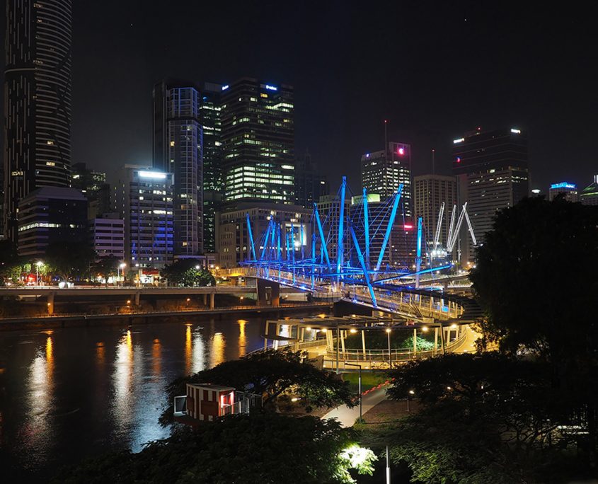 Kurilpa-Bridge-Bris_4 Kurilpa Bridge Brisbane Outdoor LED Architectural Lighting