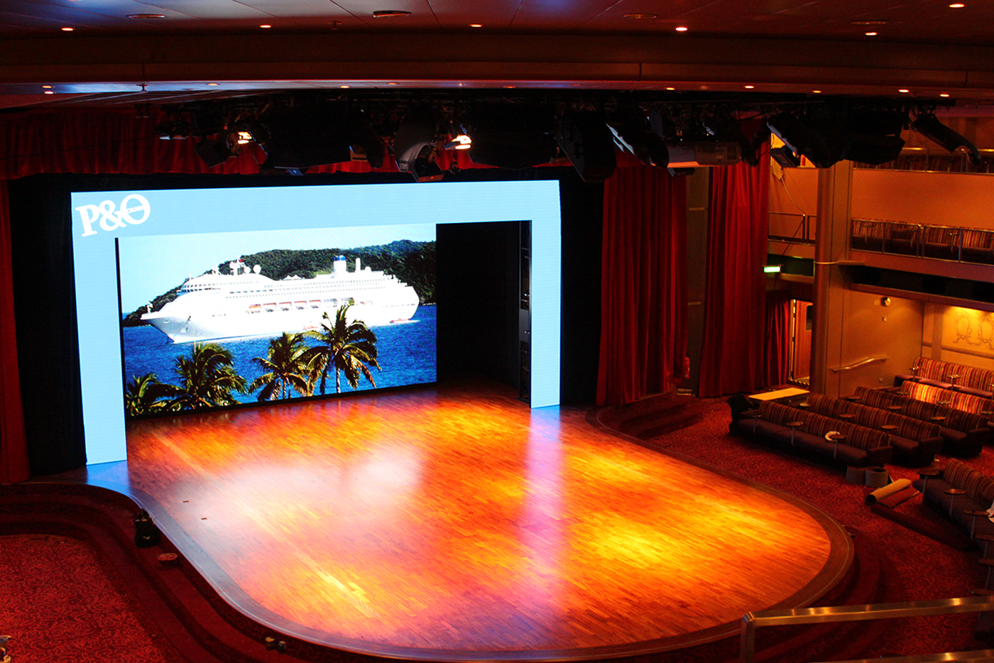 P&O Pacific Jewel Stage Lighting Design LED Screen