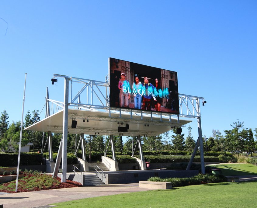 Robelle Domain Outdoor LED Stage Lighting Design