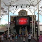 Warner-Bros-2 Movie World Gold Coast Outdoor Big Screen LED Billboard Digital Advertising