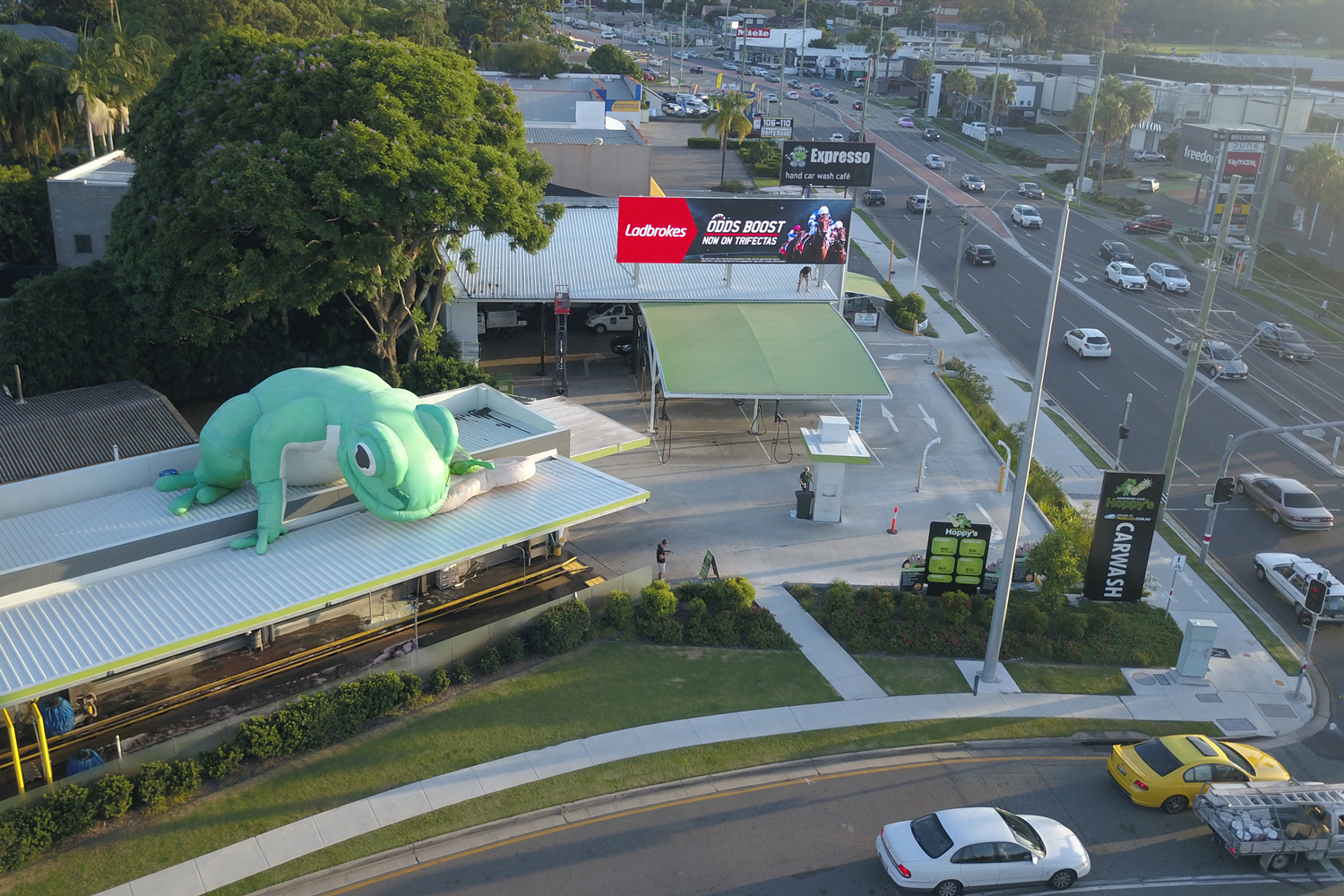 Hoppys Car Wash LED Billboard Southport Gold Coast