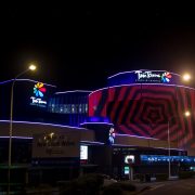 IMG_7229_Modified Twin Towns Clubs and Resorts Outdoor LED Building Facade Lighting and Curved LED Screen