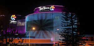 Twin Towns Clubs and Resorts Outdoor LED Building Facade Lighting and Curved LED Screen